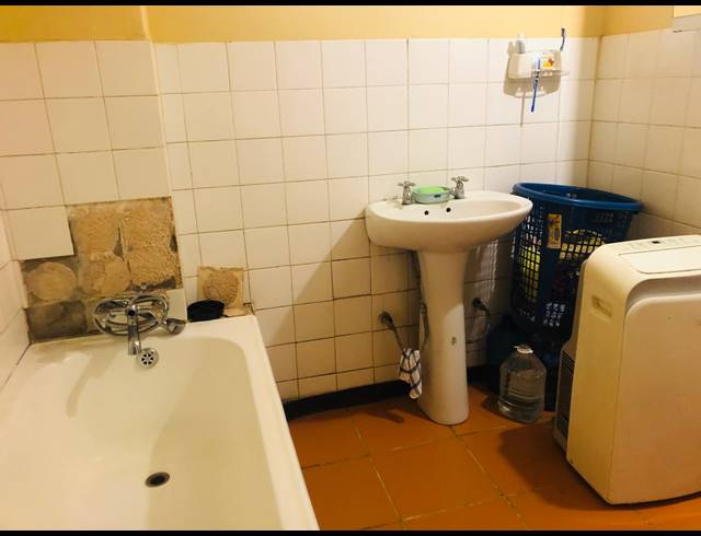 1 BEDROOM APARTMENT FOR SALE IN RUSTENBURG CENTRAL